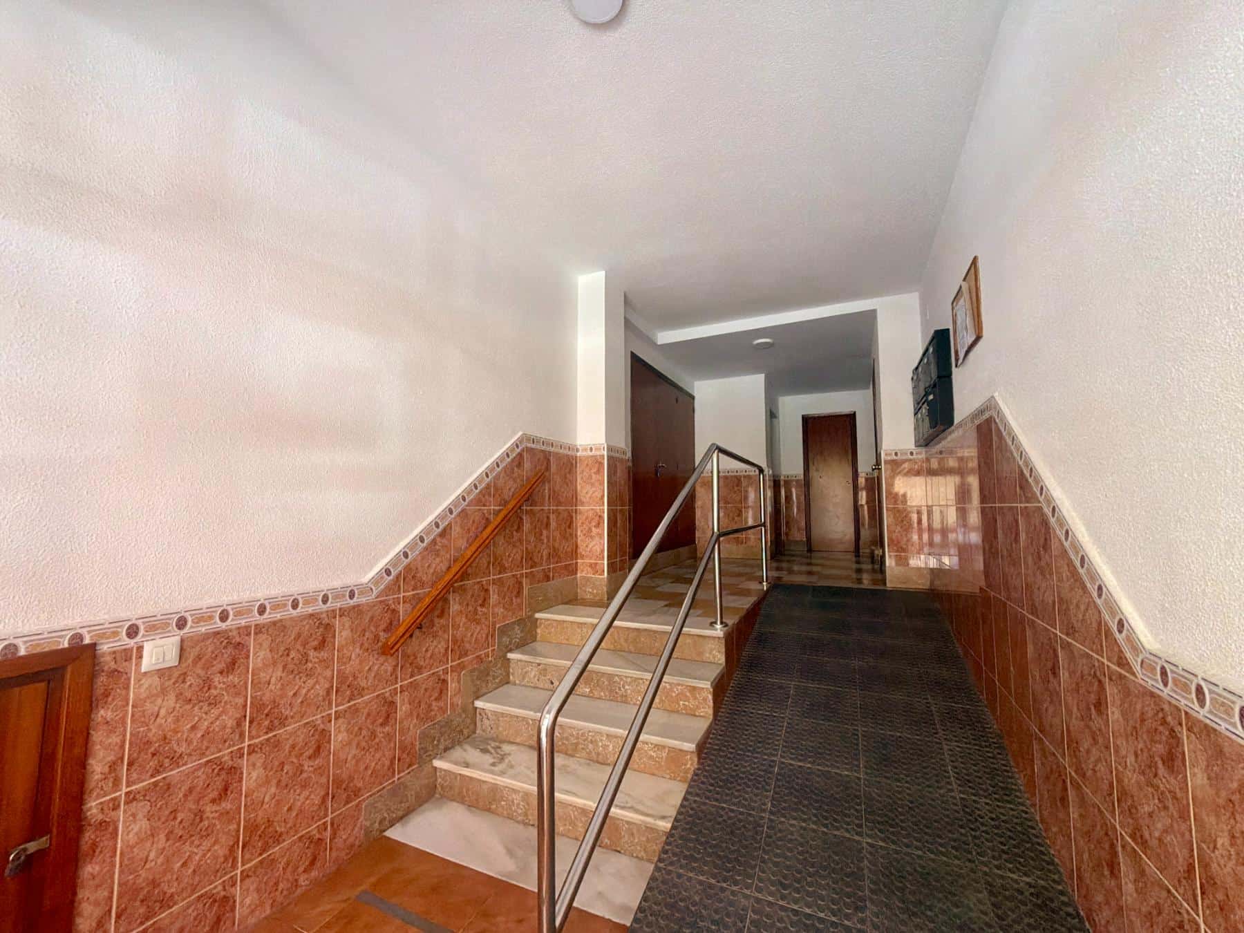 4 Bedroom Apartment in Central Águilas (69) 4 Bedroom Apartment in Central Águilas (69)